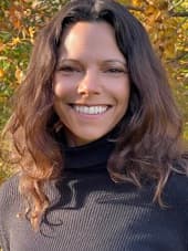 Leigh Davis