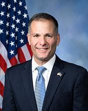 Marcus Molinaro J.