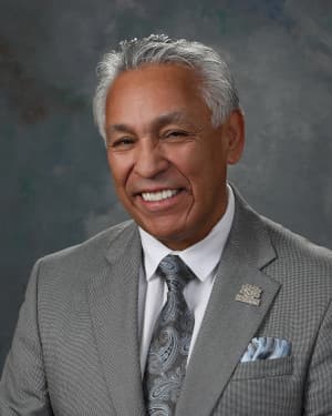 Art De La Cruz