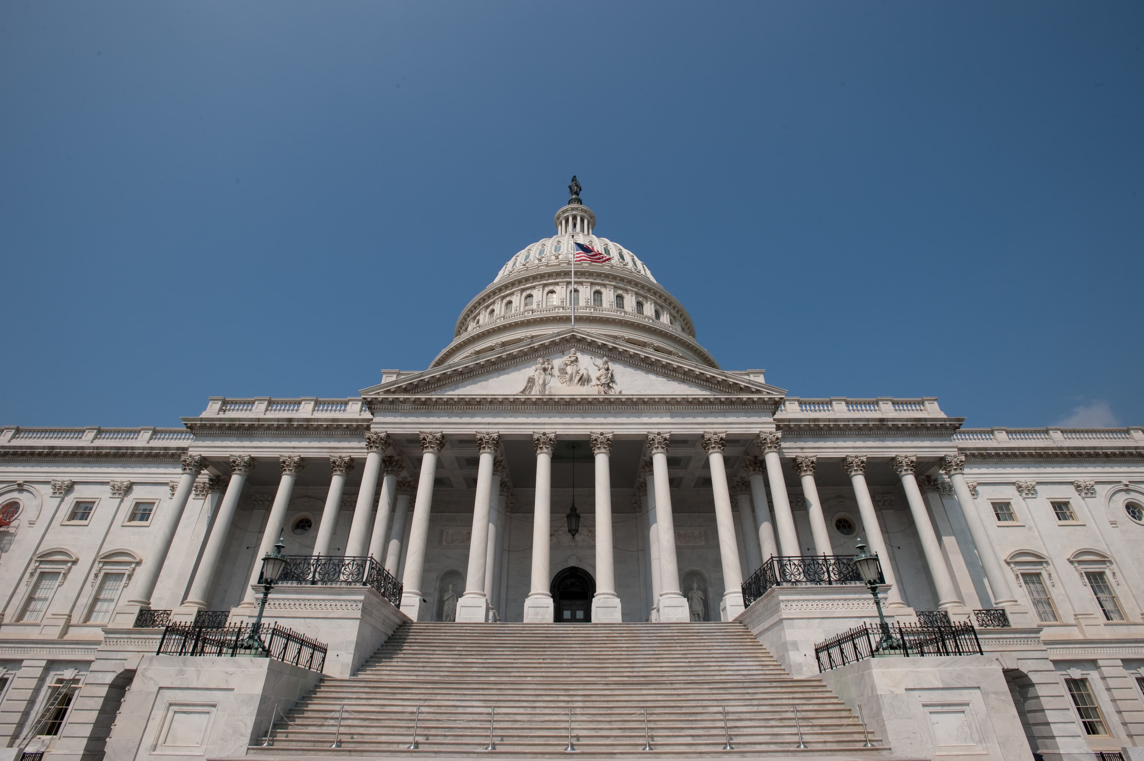 House votes 215-208 to end Iran war, four GOP members break ranks